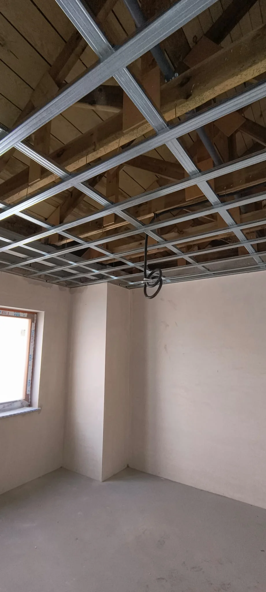 Sufit-podwieszany-Boruja-Koscielna-APM_Marcin_Wos