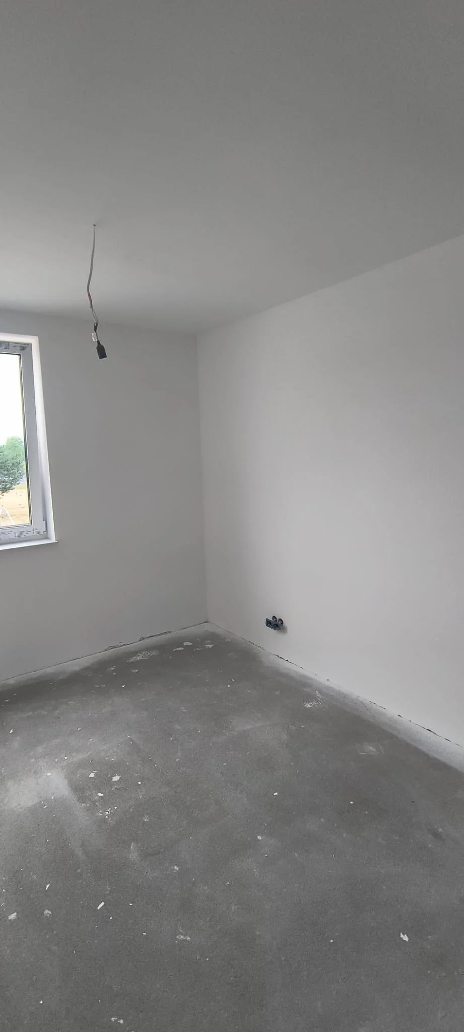 Szpachlowanie i malowanie agregatem Przytoczna-APM_Marcin_Wos